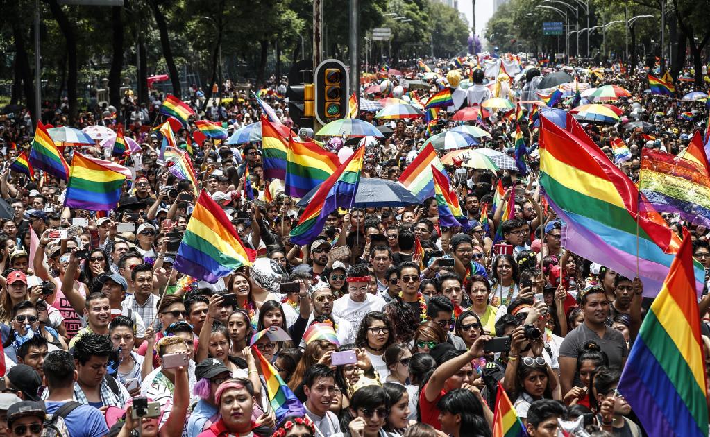 Huge crowds for the 2017 Pride March in Mexico City