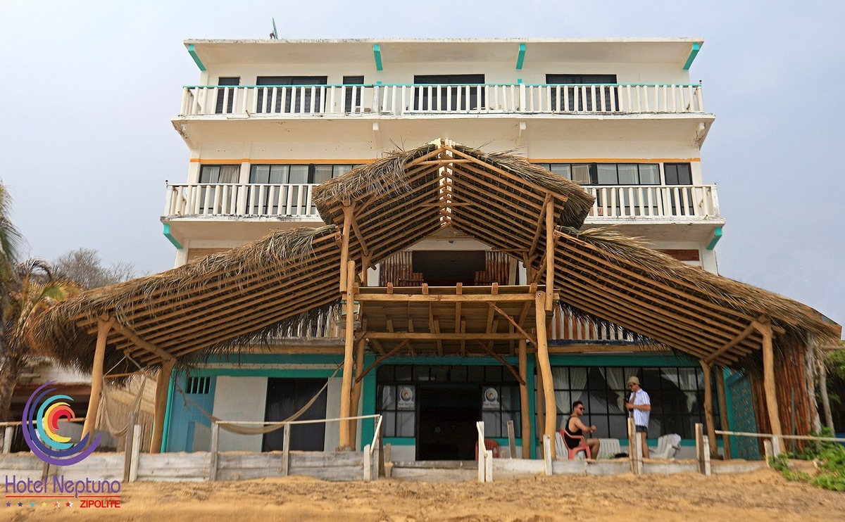 Zipolite gay hotel